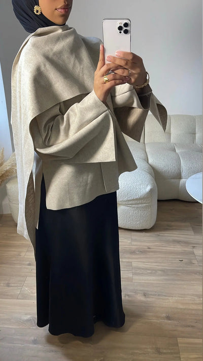 Cape Hanan beige CM Outfit