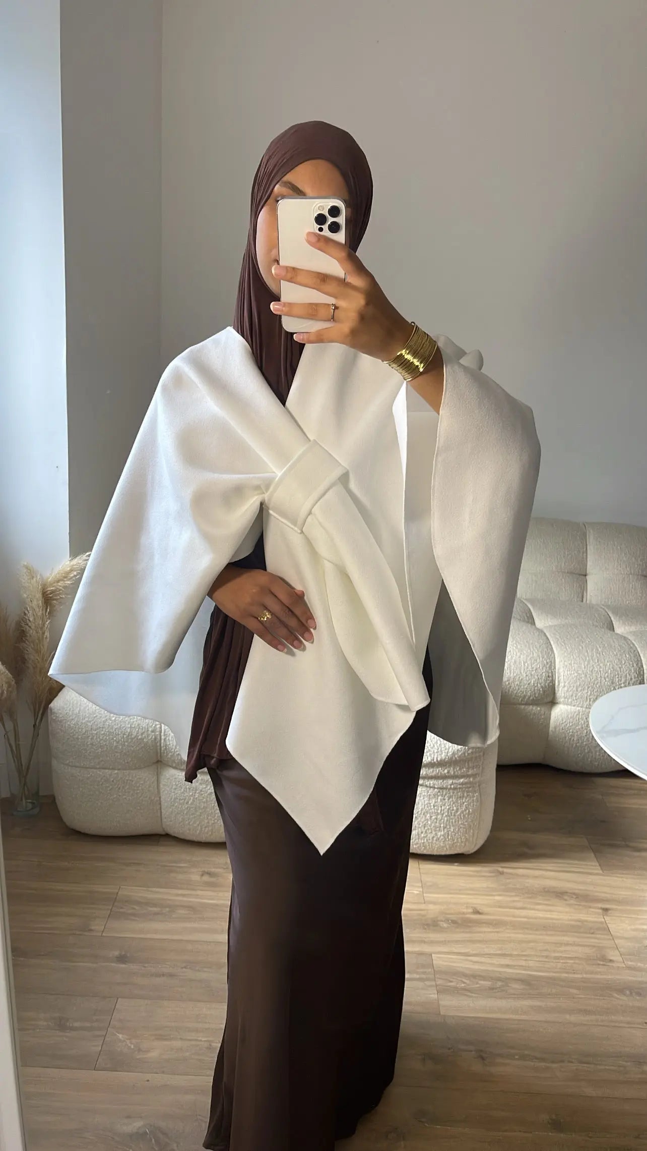 Cape Raïna CM Outfit