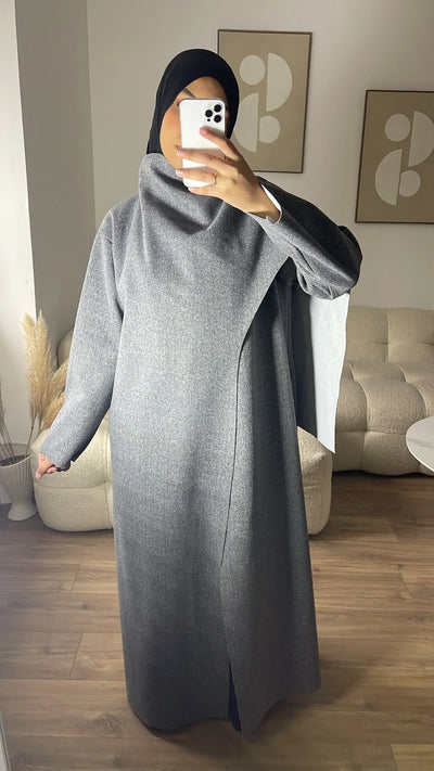 Manteau Cape CM Outfit