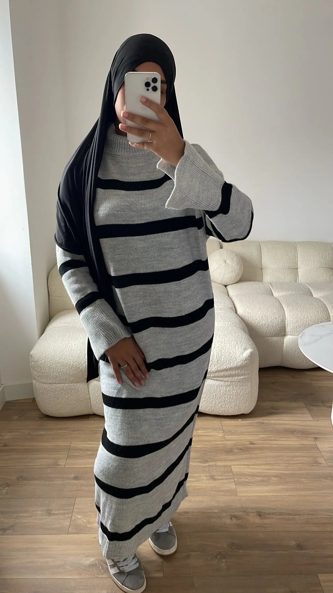 Robe Assia grise CM outfit