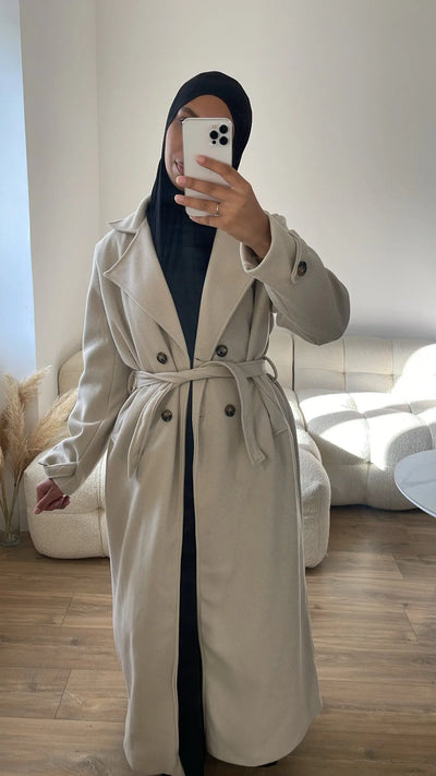 Trench long beige CM Outfit